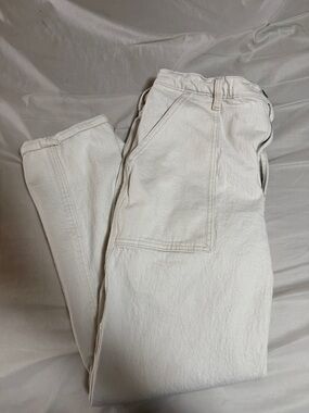 Abercrombie & Fitch Off-White High-Rise Straight Pants